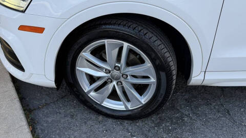 2017 Audi Q3 2.0T Premium