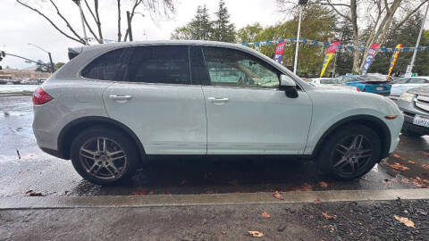 2014 Porsche Cayenne S