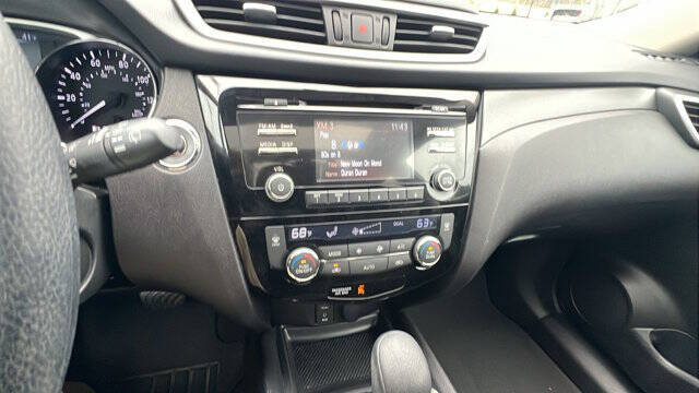 2016 Nissan Rogue SV