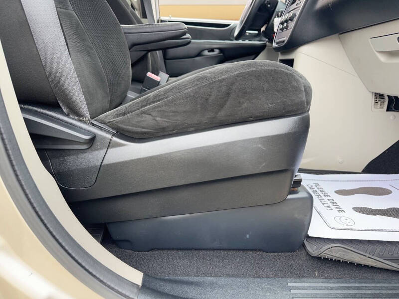 2015 Dodge Grand Caravan SE