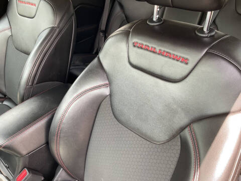 2019 Jeep Cherokee Trailhawk