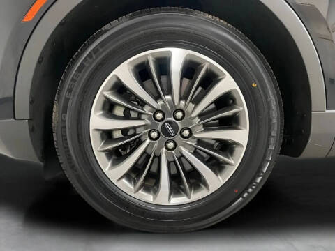 2019 Lincoln Nautilus Select