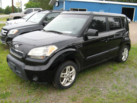 2011 Kia Soul for sale at Champines House Of Wheels in Kronenwetter WI