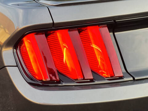 2015 Ford Mustang V6