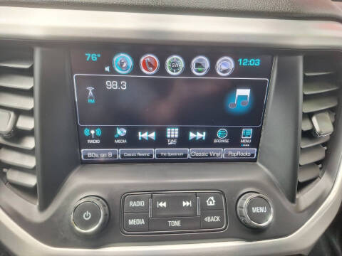 2017 GMC Acadia SLE-2