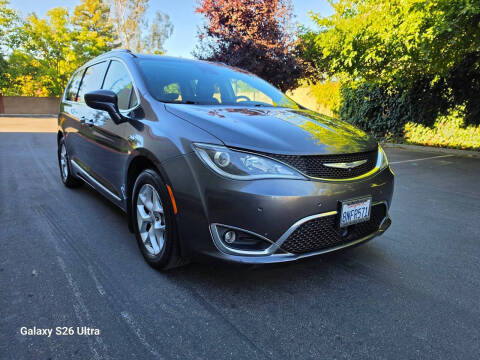 2018 Chrysler Pacifica