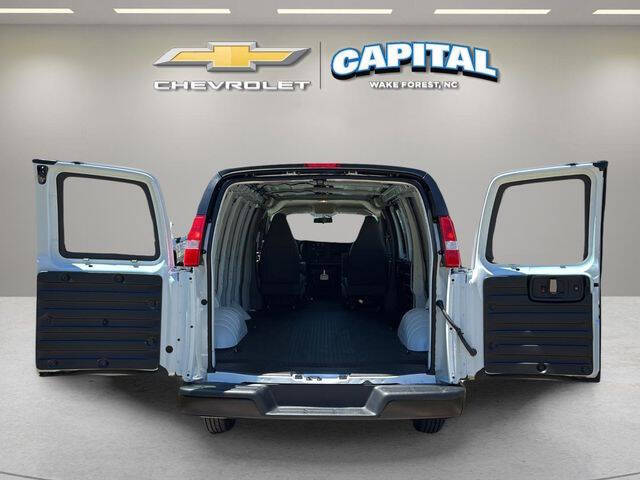 2026 Chevrolet Express 2500
