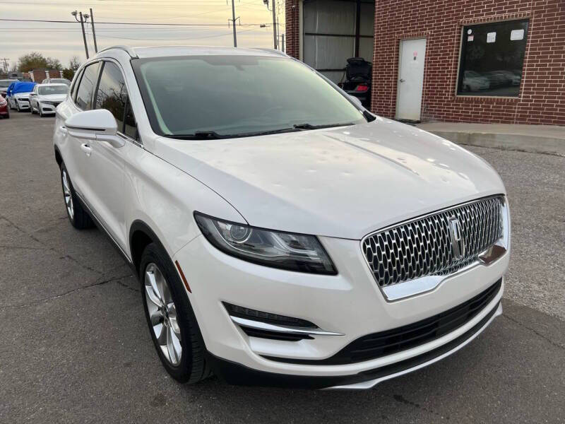 2019 Lincoln MKC Select