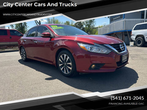 2017 Nissan Altima for sale at City Center Cars and Trucks in Roseburg OR