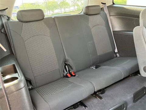 2011 Chevrolet Traverse LT