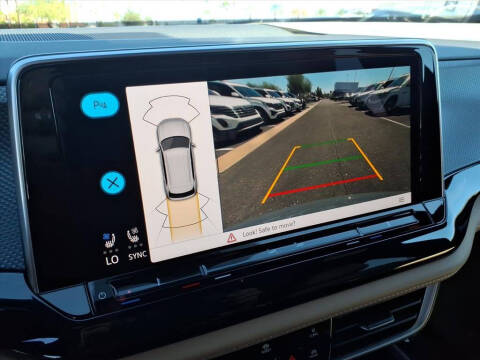 2026 Volkswagen Atlas Cross Sport SEL R-Line Black 4Motion