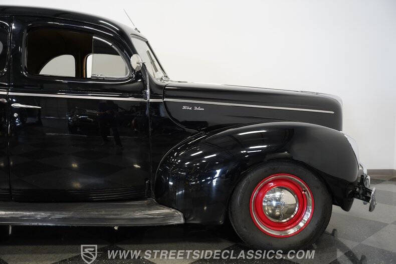 1940 Ford Deluxe