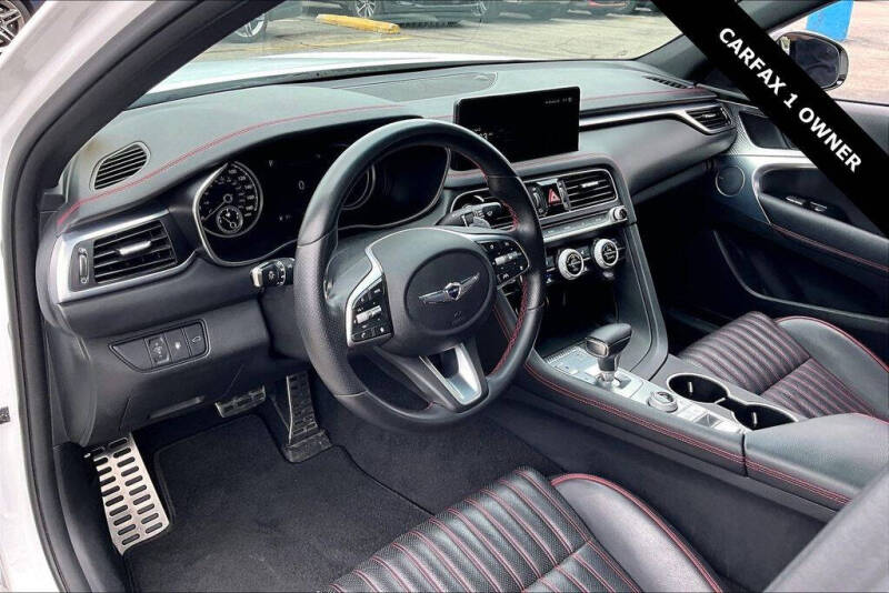 2023 Genesis G70