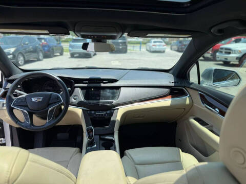 2018 Cadillac XT5 Luxury