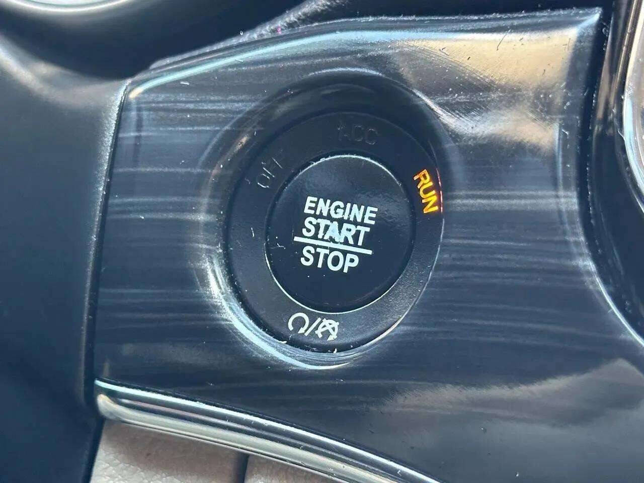 JeepGrand Cherokee11