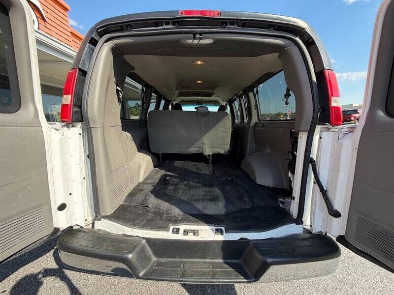 2018 Chevrolet Express LT 2500