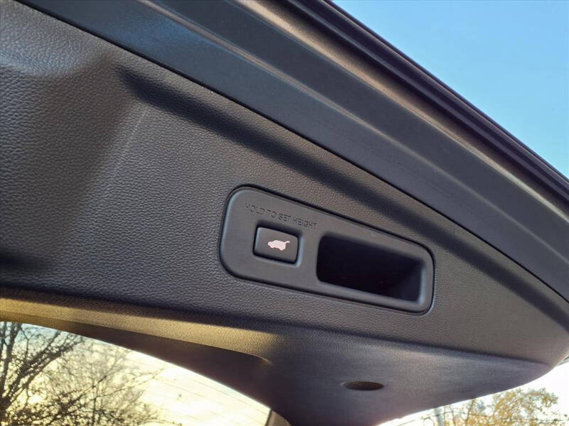 2025 Acura MDX SH-AWD w/Tech