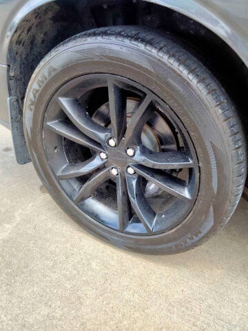 2016 Dodge Challenger SXT