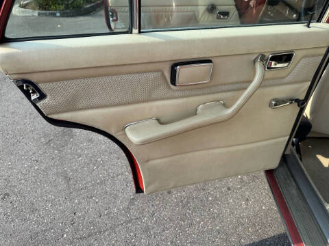 1973 Mercedes-Benz 220