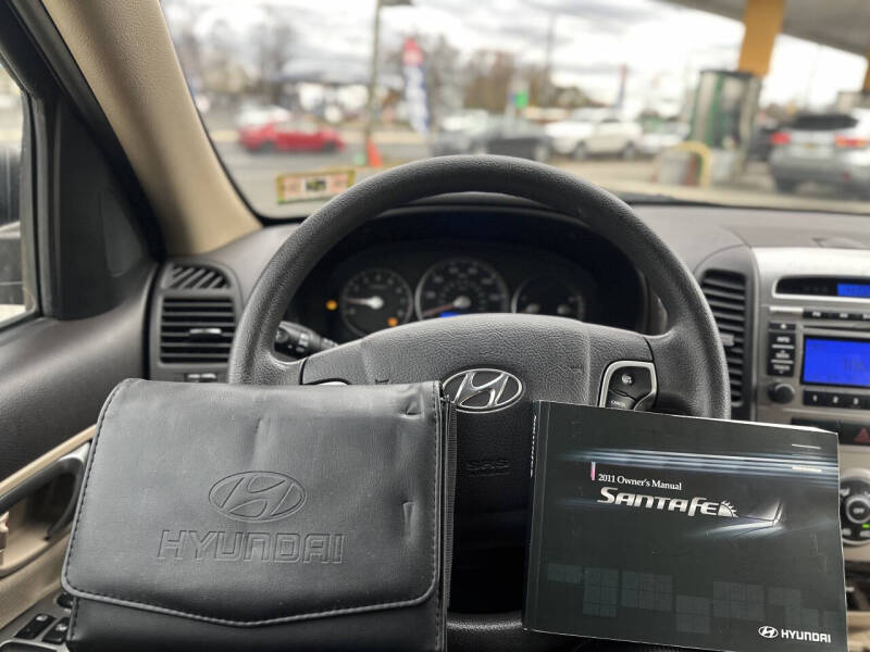 2011 Hyundai Santa Fe GLS