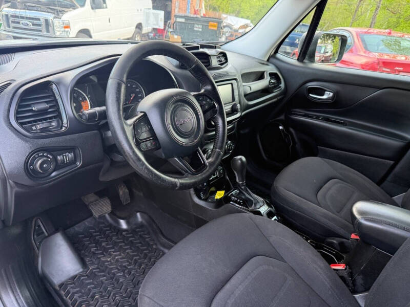 2017 Jeep Renegade Altitude