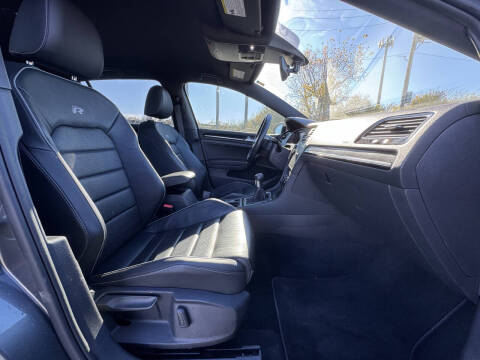 2019 Volkswagen Golf R 4Motion