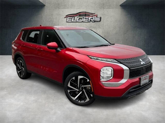 2022 Mitsubishi Outlander ES