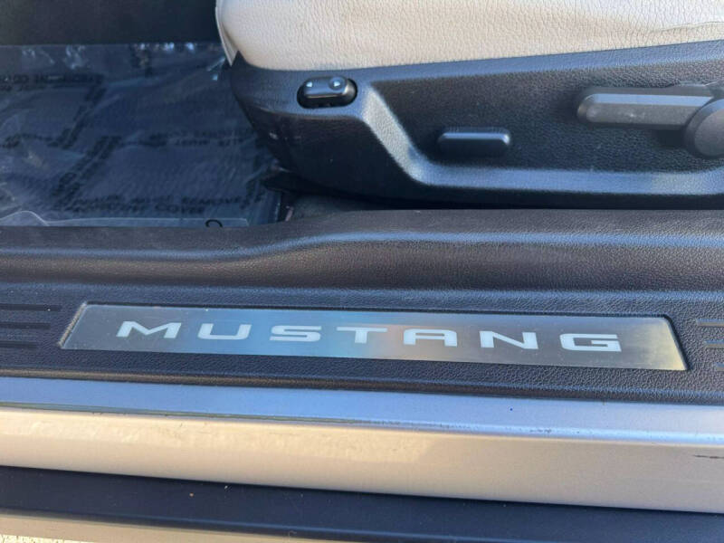 2012 Ford Mustang V6 Premium