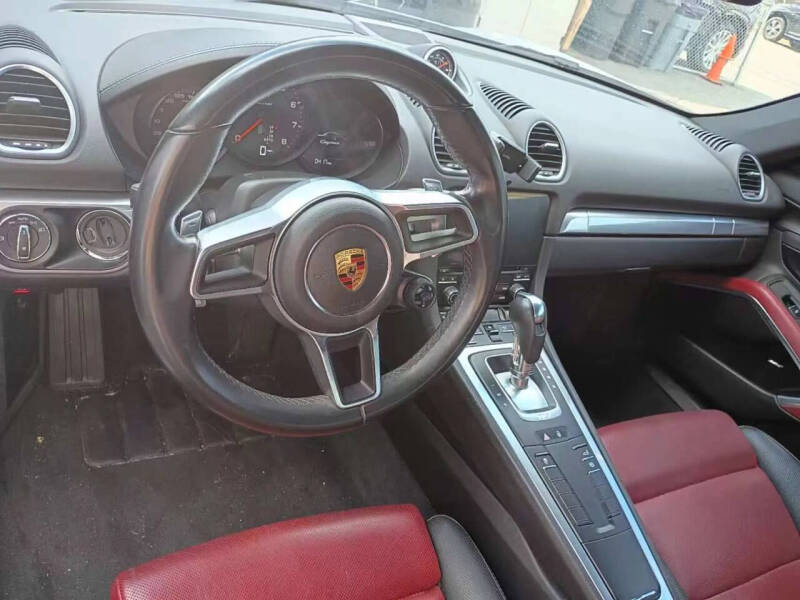 2018 Porsche 718 Cayman