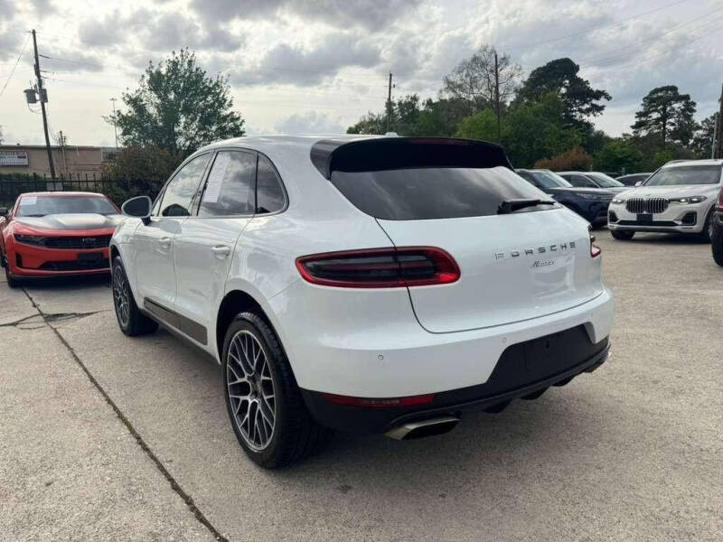 2018 Porsche Macan