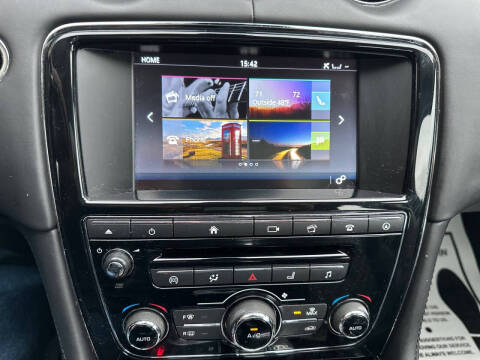 2016 Jaguar XJL Portfolio