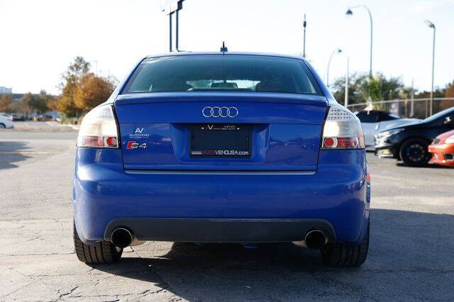 2005 Audi S4 quattro