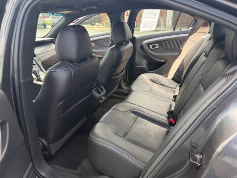 2015 Ford Taurus SEL
