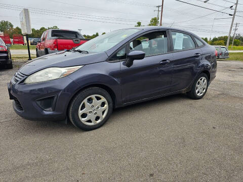 2012 Ford Fiesta for sale at RIDE NOW AUTO SALES INC in Medina OH