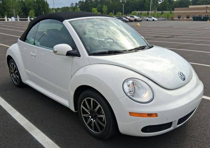 2009 Volkswagen Beetle 2.5 AUTO's photo