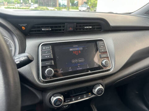 2020 Nissan Kicks SV