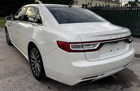 2017 Lincoln Continental Select