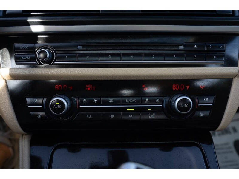 2013 BMW 5 Series 528i