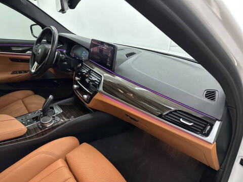 2021 BMW 5 Series 540i