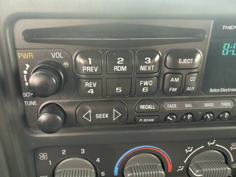 2000 Chevrolet Tahoe LS