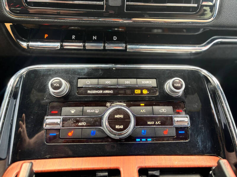 2018 Lincoln Navigator Select