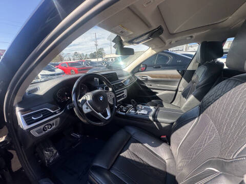 2020 BMW 7 Series 740i