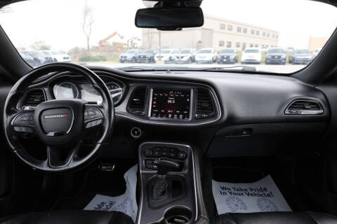 2016 Dodge Challenger R/T Plus Shaker