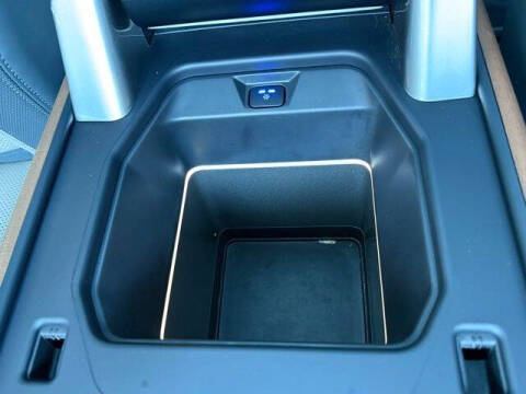 2024 Land Rover Defender 130 P400 X