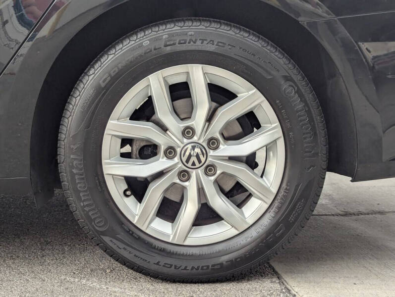 2016 Volkswagen Passat 1.8T S