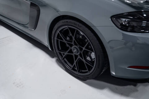 2025 Porsche 718 Cayman GT4 RS