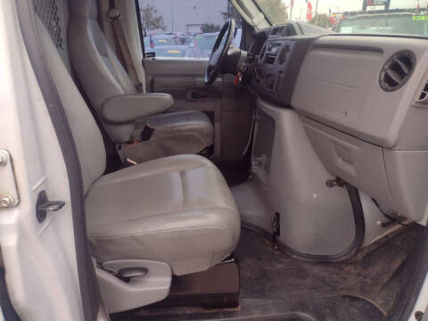 2013 Ford E-Series E-250