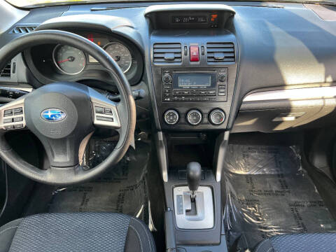 2014 Subaru Forester 2.5i