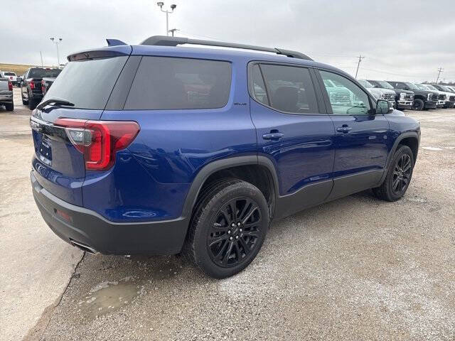 2023 GMC Acadia SLE