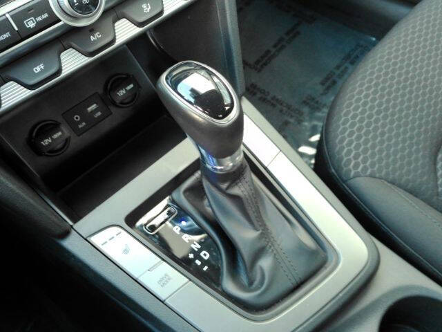 2020 Hyundai Elantra